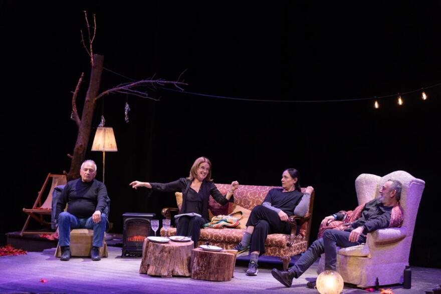 Σωτήρης Τσαφούλιας: Θεατρική επιστροφή στο Ίδρυμα Μιχάλης Κακογιάννης - Οι πρώτες φωτογραφίες από τη νέα του παράσταση