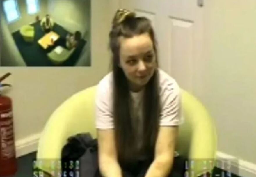 Βρετανίδα παρίστανε για χρόνια το θύμα trafficking και βιασμών - Αυτοτραυματίστηκε με σφυρί για να... πείσει