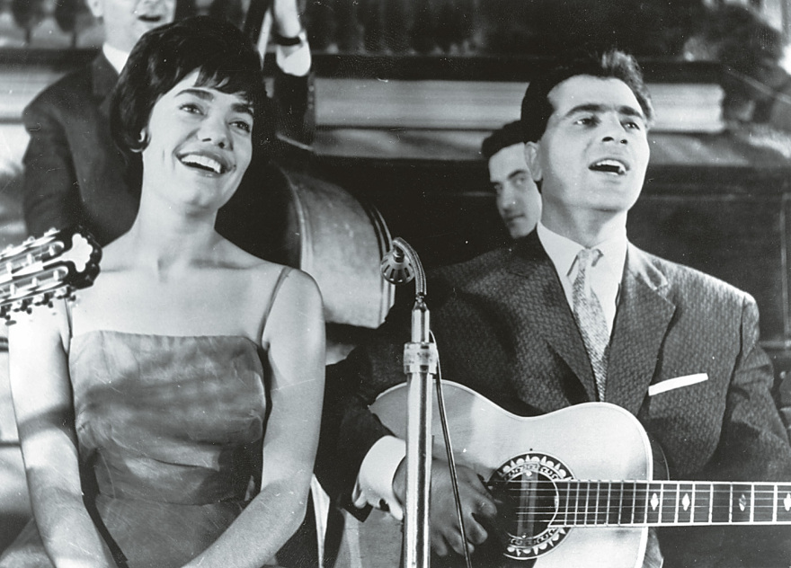 Μαρινέλλα: Από τις φτωχογειτονιές της Θεσσαλονίκης στην κορυφαία ερμηνεύτρια που μάγεψε τον Σινάτρα