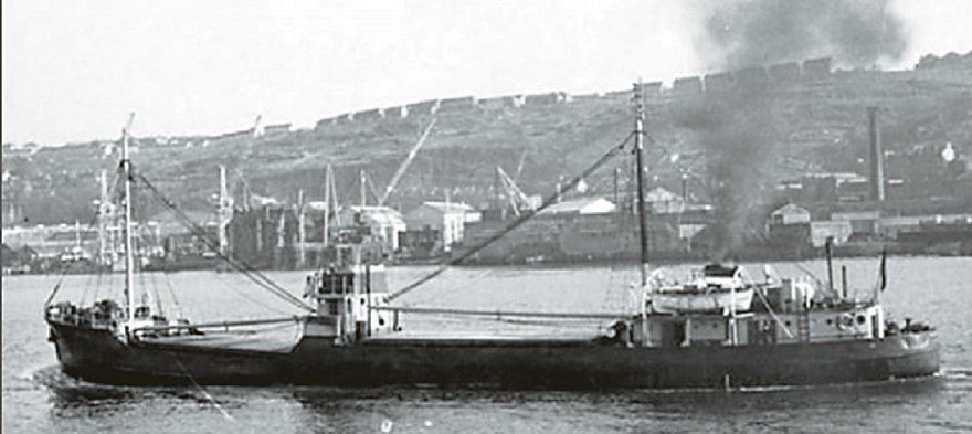 Καμπανάκι για τη διάσημη παραλία της Ζακύνθου: Μαζί με το ναυάγιο θα χαθεί και η παραλία