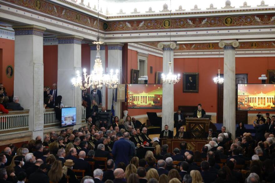 Δείτε βίντεο και φωτογραφίες από την εκδήλωση ανάληψης καθηκόντων των Πρυτανικών Αρχών στο Πανεπιστήμιο Αθηνών