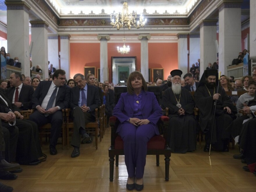 Δείτε βίντεο και φωτογραφίες από την εκδήλωση ανάληψης καθηκόντων των Πρυτανικών Αρχών στο Πανεπιστήμιο Αθηνών