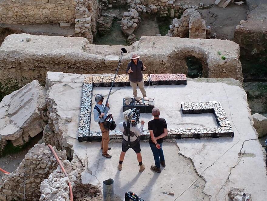 Netflix - Νέα σειρά για τον Μεγαλέξανδρο: «Η γέννηση ενός θεού», με οδηγό μια Ελληνίδα αρχαιολόγο