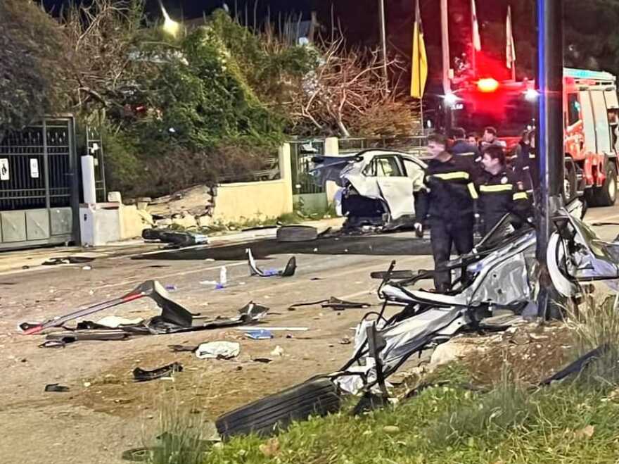 Τραγωδία στην άσφαλτο: Δύο νεκροί σε σύγκρουση οχημάτων στη λεωφόρο Βουλιαγμένης