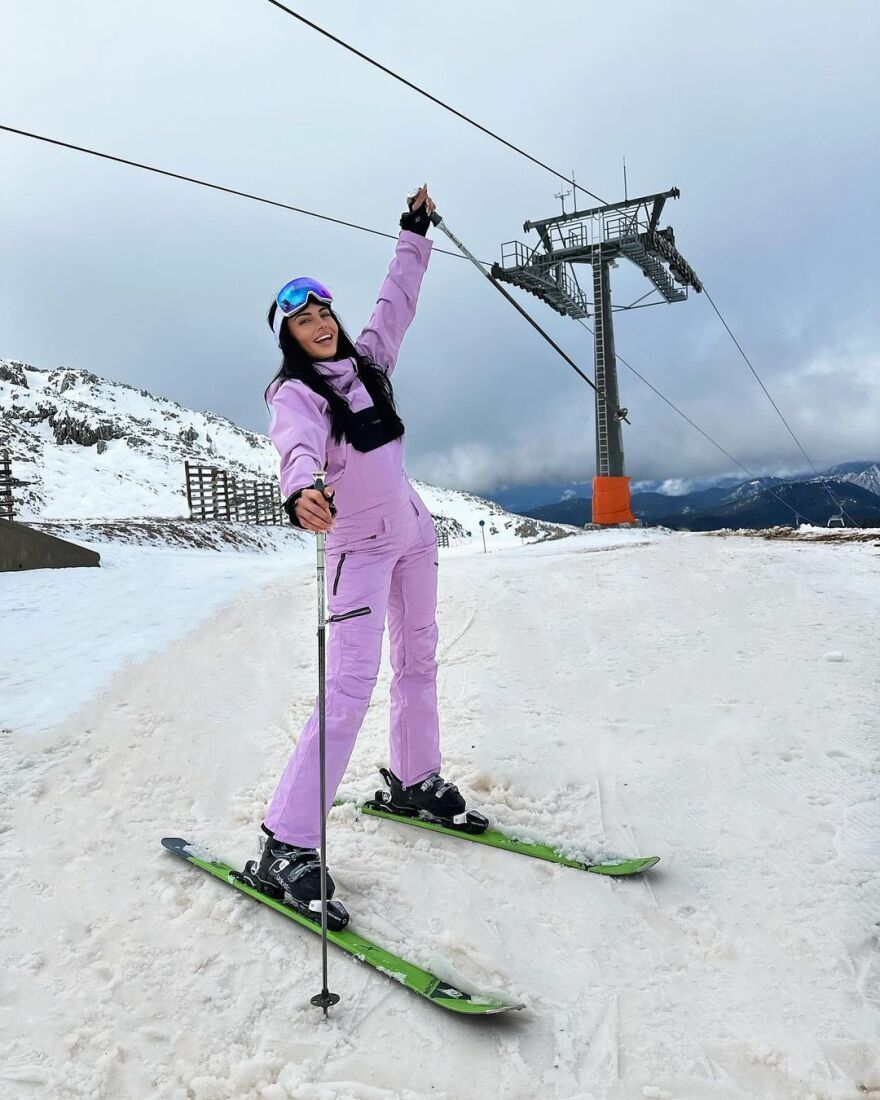 Αλεξάνδρα Παναγιώταρου: Πήγε για σκι στον Παρνασσό και πόζαρε στο χιόνι