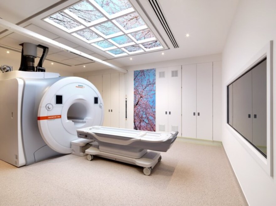 Βρετανία: Ασθενής που υποβλήθηκε στην ίδια επέμβαση με την Κέιτ Μίντλετον, στην ίδια κλινική, περιγράφει την εμπειρία του