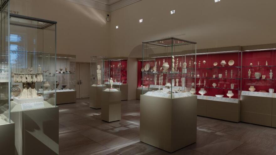 Συλλογή Στερν: Στο Μητροπολιτικό Μουσείο της Νέας Υόρκης η πρώτη έκθεση των 161 κυκλαδικών ειδωλίων