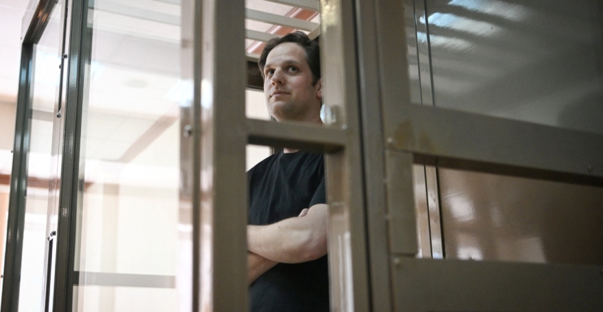 Έβαν Γκέρσκοβιτς: Ο δημοσιογράφος που είναι το πιο βαρύ χαρτί του Πούτιν κατά των ΗΠΑ