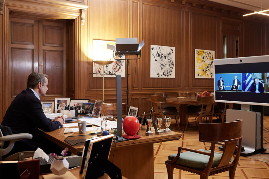 Μητσοτάκης στον πρόεδρο της JPMorgan: Προχωρώ τώρα όλες τις δύσκολες μεταρρυθμίσεις, πρώτος στόχος η αύξηση των μισθών