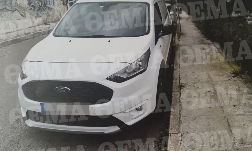 Φωτογραφίες-ντοκουμέντα από τη δολοφονία του 43χρονου στη Χαλκίδα: Τα δύο μαχαίρια της 39χρονης και το λευκό αυτοκίνητο