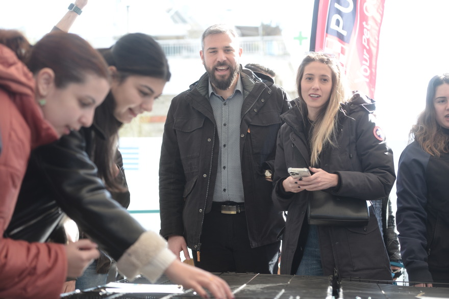 Η πρώτη ημερα υιοθεσίας για το 2024 από το Pet City και το Topetmou.gr - Δεκάδες σκυλάκια βρήκαν το παντοτινό τους σπίτι