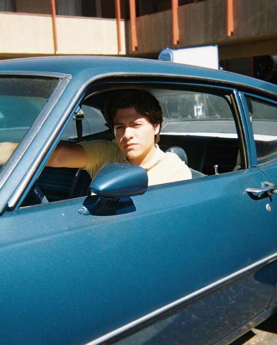 Griselda: Οι φωτογραφίες από τα γυρίσματα της σειράς του Netflix