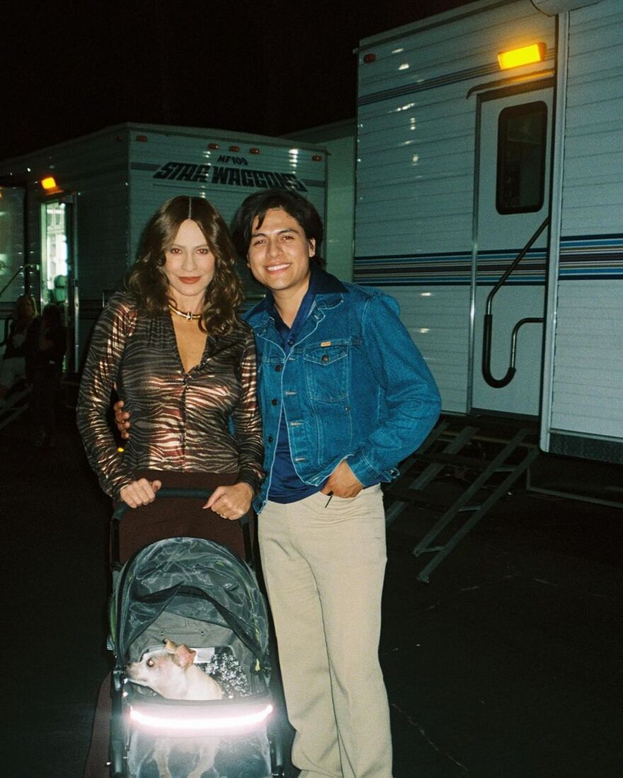 Griselda: Οι φωτογραφίες από τα γυρίσματα της σειράς του Netflix