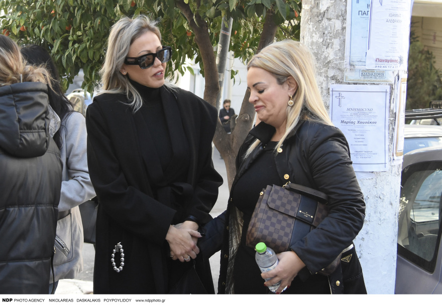 Νίκος Φλωρινιώτης: Σε κακή ψυχολογική κατάσταση η αδερφή και η μητέρα του στο μνημόσυνό του