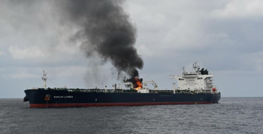 Επίθεση στον Κόλπο του Αντεν: Κατασβέσθηκε η φωτιά στο πλοίο Marlin Luanda, ασφαλή τα μέλη του πληρώματος