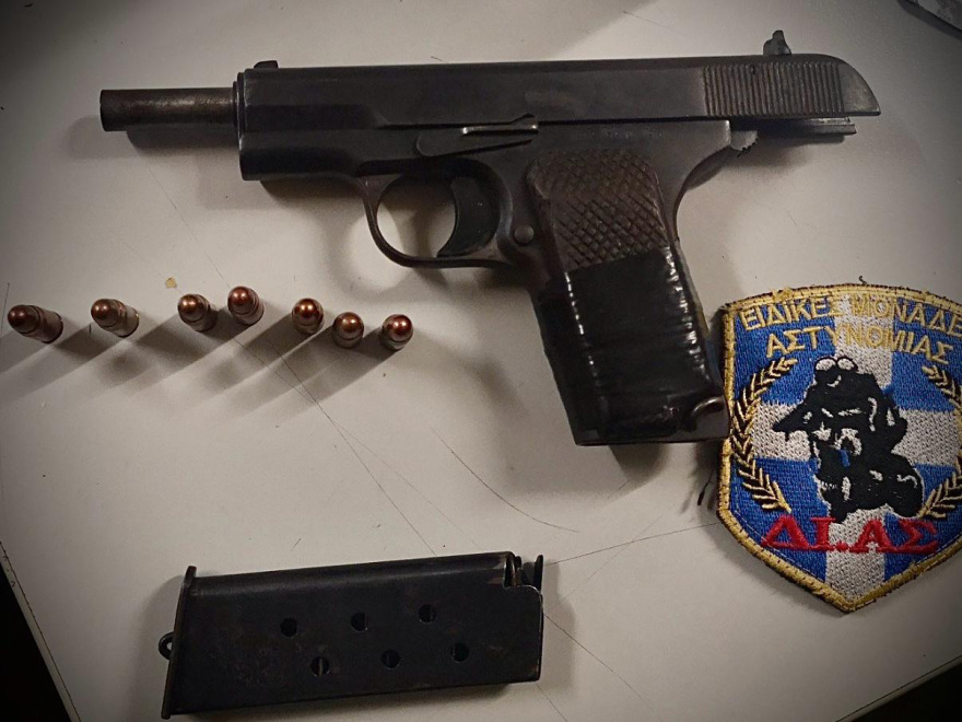 Στα χέρια της ΕΛ.ΑΣ 36χρονος με «πειραγμένο» όπλο – Η συμπλοκή με αστυνομικούς και η σχέση του με τους Lions