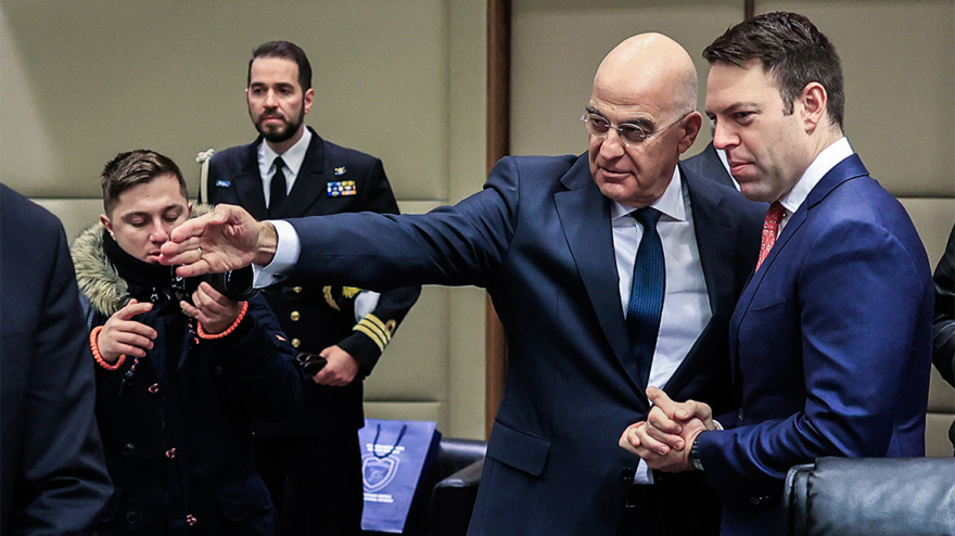 Στέφανος Κασσελάκης: Πήγε στο Πεντάγωνο και ενημερώθηκε από τον Δένδια