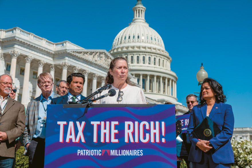 250 κροίσοι απαιτούν να πληρώνουν περισσότερους φόρους -  Ποιοι είναι και γιατί το ζητούν 