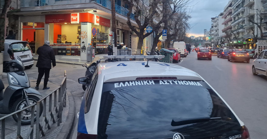 Θεσσαλονίκη: Σορός γυναίκας εντοπίστηκε σε διαμέρισμα - Ο αδερφός της έμενε επί μέρες μαζί της