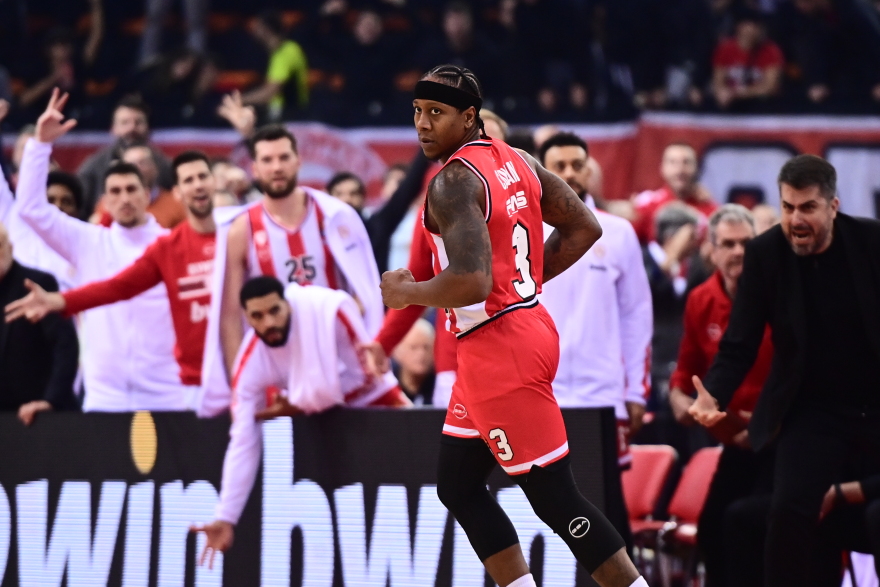 Euroleague, Ολυμπιακός - Άλμπα 101-87: Επιστροφή στις νίκες με τρίποντο σόου Κάνααν - Βίντεο, φωτογραφίες 