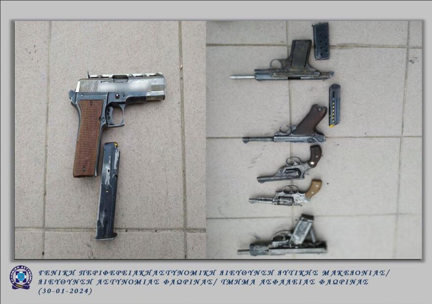 Φλώρινα: Το ζευγάρι είχε κρύψει όπλα μέχρι και στη στέγη του σπιτιού - Τι βρήκαν οι αστυνομικοί σε νέα κρύπτη