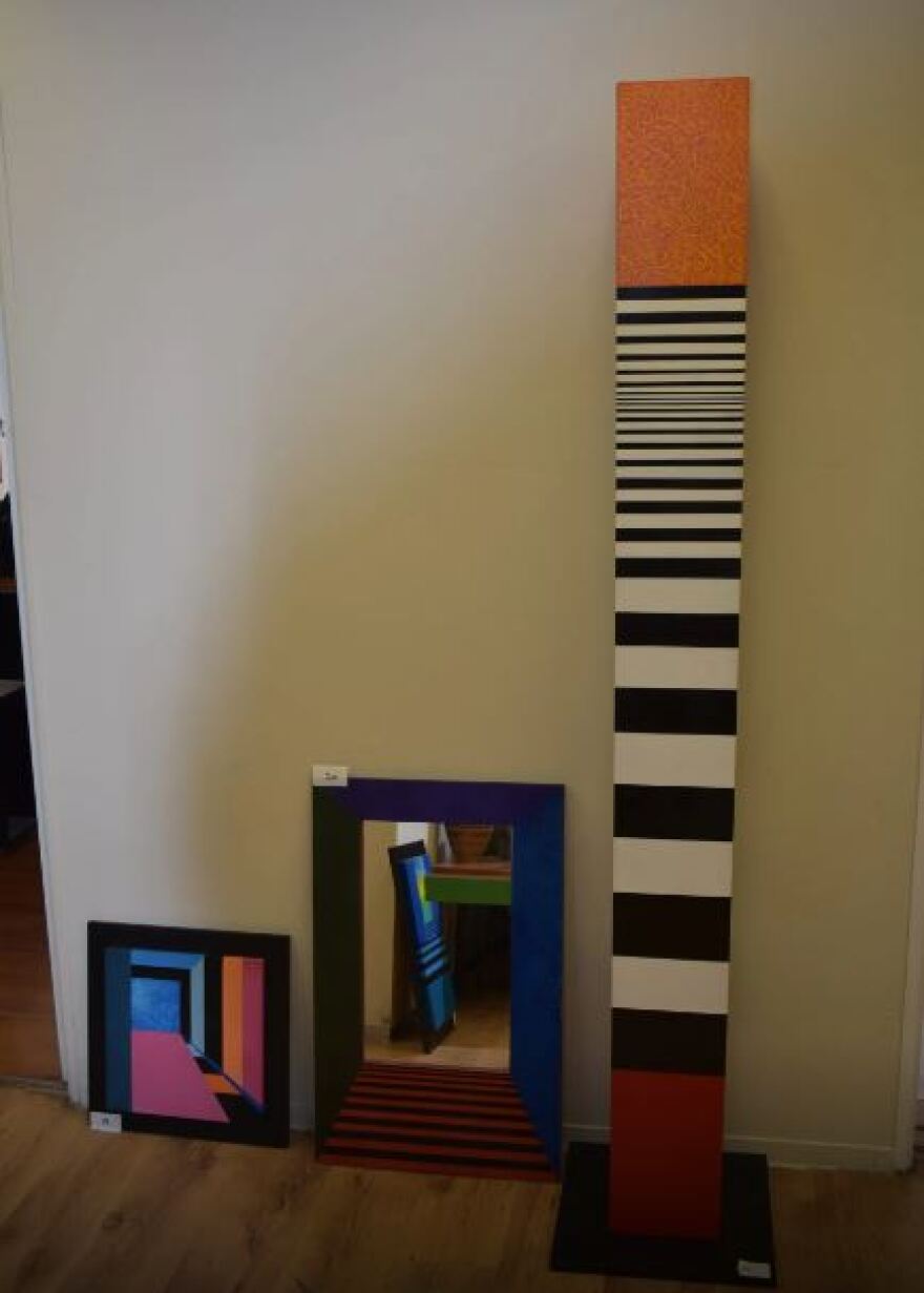 Αττική: Συνελήφθη 80χρονος που πουλούσε πλαστούς πίνακες - Βρέθηκαν στην κατοχή του και αρχαία