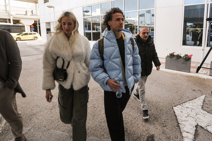 Λάουρα Βίντοβιτς: Η εντυπωσιακή σύντροφος του νέου άσου της ΑΕΚ, Ρόμπερτ Λιούμπιτσιτς - Δείτε βίντεο και φωτογραφίες