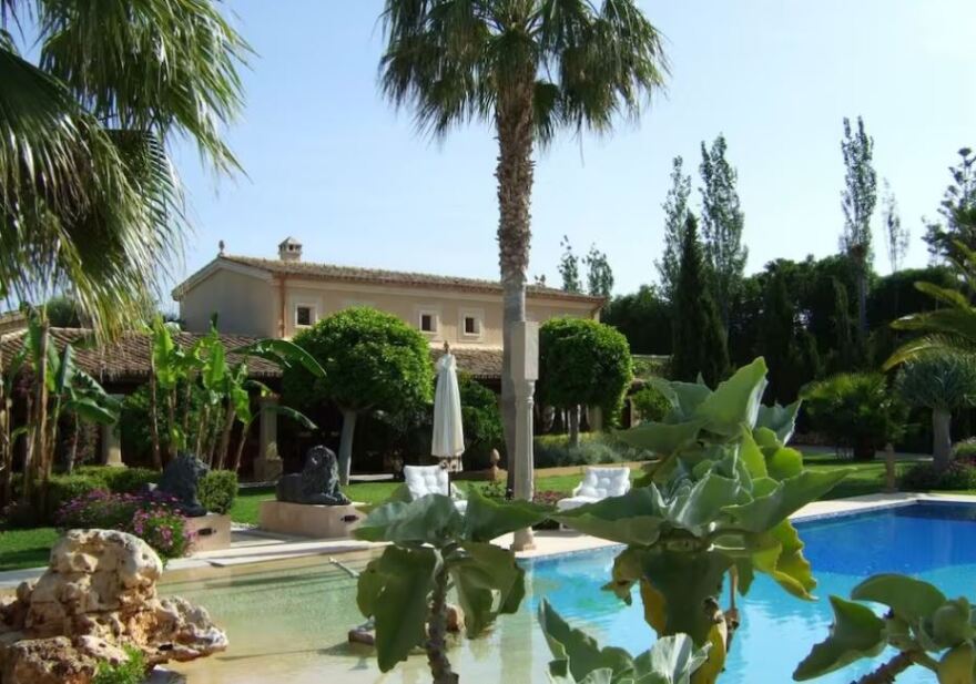 Γιούργκεν Κλοπ: Δημιουργεί τον δικό του οικολογικό παράδεισο στη Μαγιόρκα