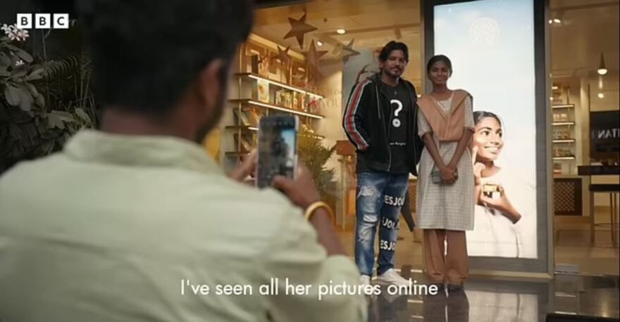 Η πριγκίπισσα των φτωχογειτονιών: Η Ινδή που θέλει να γίνει μοντέλο για να βγάλει την οικογένειά της από τη φτώχεια