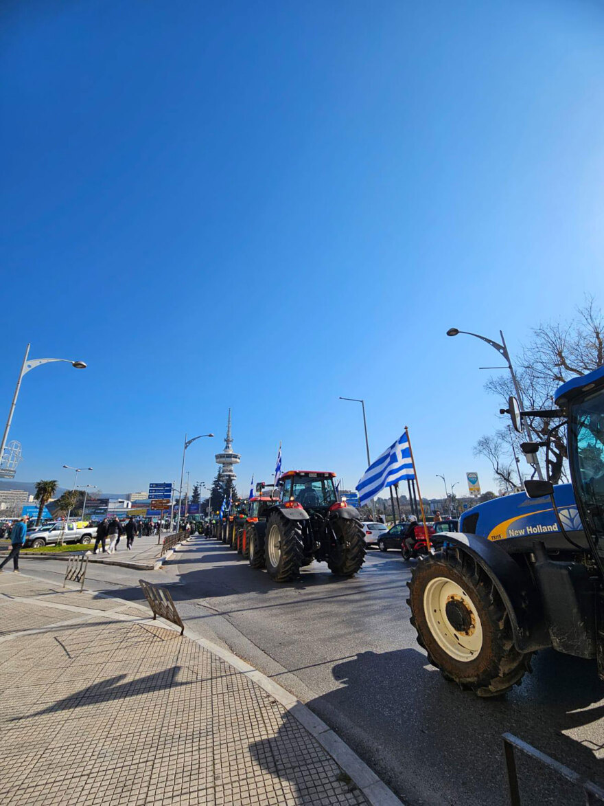 Προς κλιμάκωση των κινητοποιήσεών τους οι αγρότες - Πανελλαδική σύσκεψη την Τρίτη για συντονισμό των μπλόκων