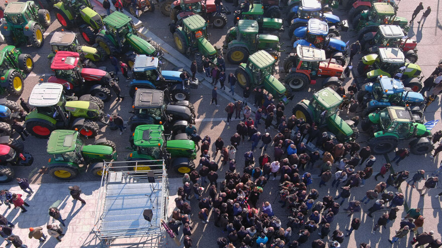 Προς κλιμάκωση των κινητοποιήσεών τους οι αγρότες - Πανελλαδική σύσκεψη την Τρίτη για συντονισμό των μπλόκων