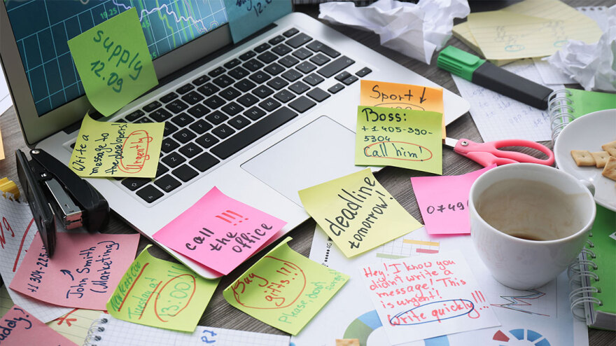 5 πράγματα που σπαταλούν τον χρόνο μας καθημερινά και πώς να τα αντιμετωπίσουμε 