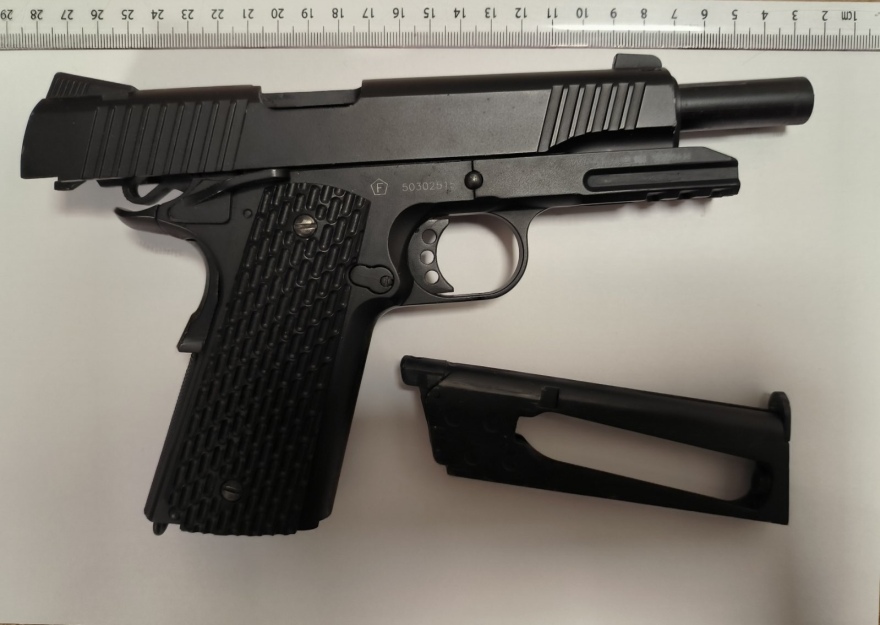 Ένοπλος Ιρανός ταμπουρώθηκε σε σπίτι και απειλούσε να σκοτώσει τα παιδιά του – Πώς τον συνέλαβε η ΟΠΚΕ