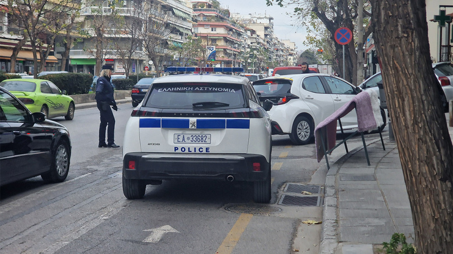 Θεσσαλονίκη: Άντρας εντοπίστηκε νεκρός σε διαμέρισμα κατά την κατάσβεση πυρκαγιάς