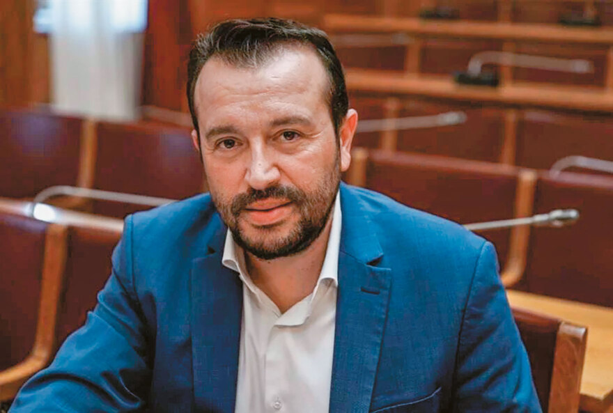 ΣΥΡΙΖΑ: Κλεφτοπόλεμος Στέφανου Κασσελάκη με Παύλο Πολάκη και Νίκο Παππά