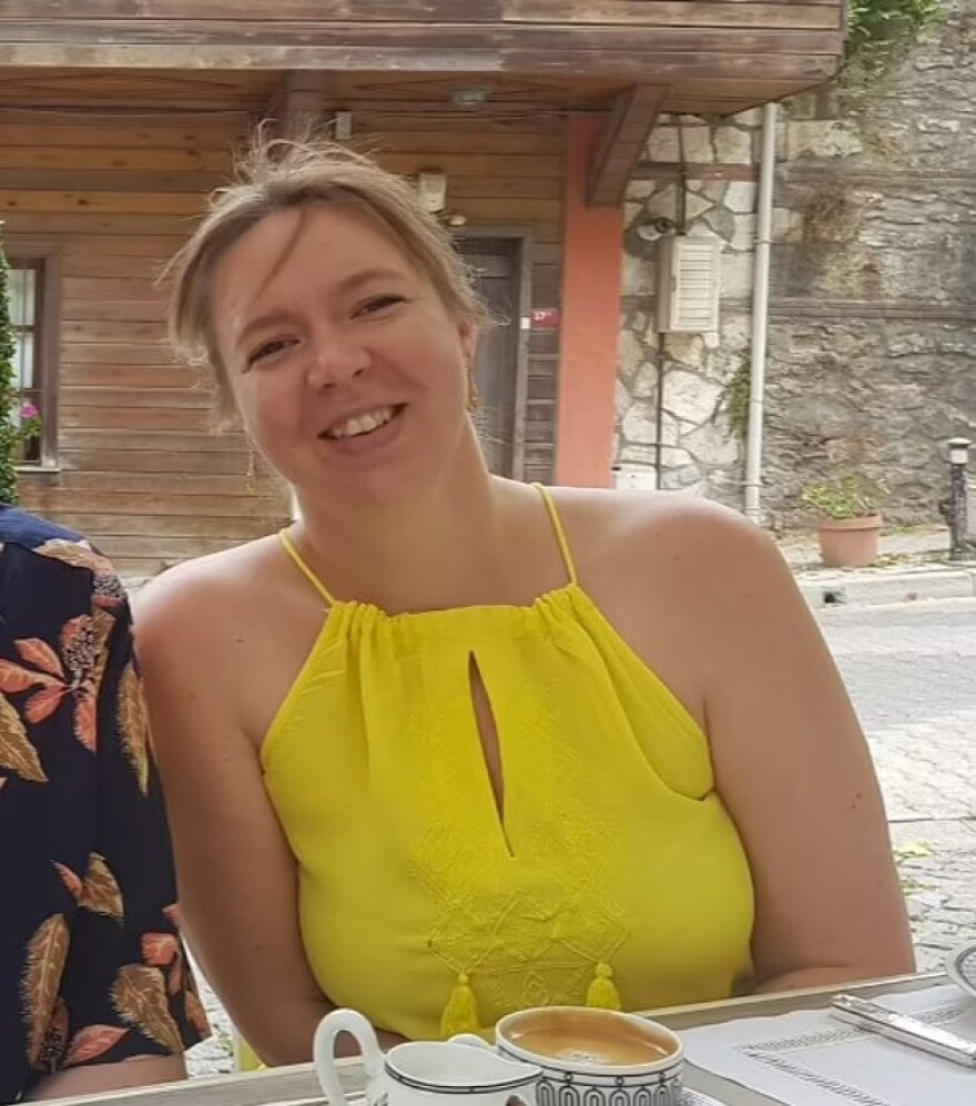 Άγρια δολοφονία Βρετανίδας νηπιαγωγού από ταξιτζή στην Τουρκία – Αυτοπυροβολήθηκε ο δράστης