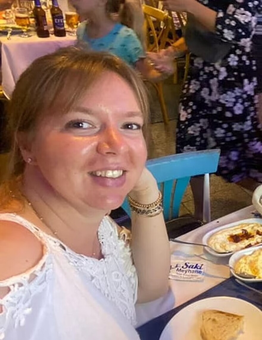 Άγρια δολοφονία Βρετανίδας νηπιαγωγού από ταξιτζή στην Τουρκία – Αυτοπυροβολήθηκε ο δράστης