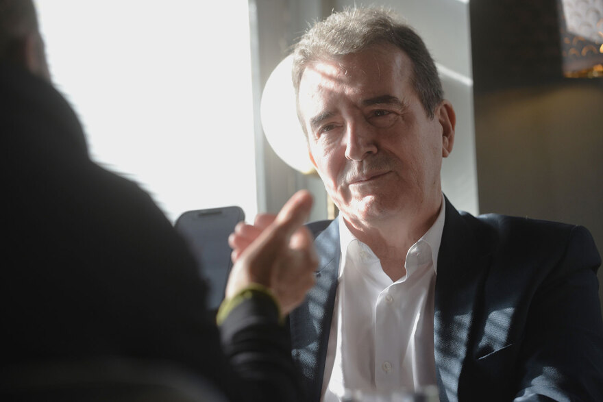 O Χρυσοχοΐδης στον Δημήτρη Δανίκα: Είναι εντολή του πρωθυπουργού να έχω λευκή επιταγή να τα αλλάξω όλα