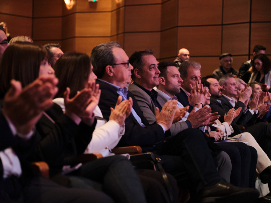 Είναι εθνικό στοίχημα να παραμείνουν οι νέοι στη Δυτική Μακεδονία, λέει ο Κασσελάκης