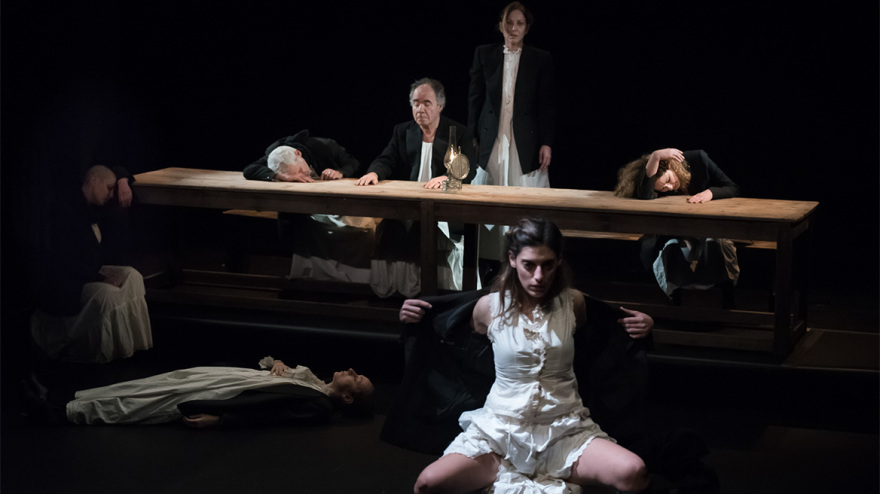 Το σπίτι της Μπερνάρντα Άλμπα: Η Μαρία Πρωτόπαππα σκηνοθετεί στο Θέατρο Τέχνης