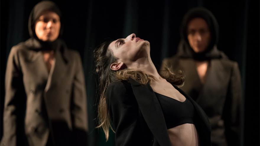 Το σπίτι της Μπερνάρντα Άλμπα: Η Μαρία Πρωτόπαππα σκηνοθετεί στο Θέατρο Τέχνης