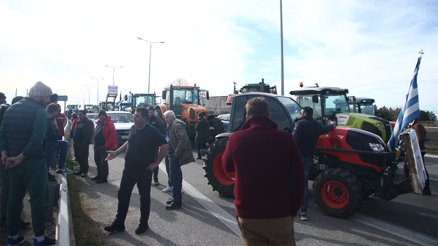 Μηχανοκίνητη πορεία των αγροτών με προορισμό το ΥΜΑΘ στη Θεσσαλονίκη - Δείτε βίντεο και φωτογραφίες