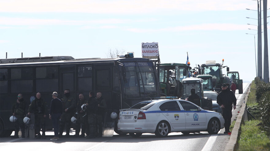 Μηχανοκίνητη πορεία των αγροτών με προορισμό το ΥΜΑΘ στη Θεσσαλονίκη - Δείτε βίντεο και φωτογραφίες