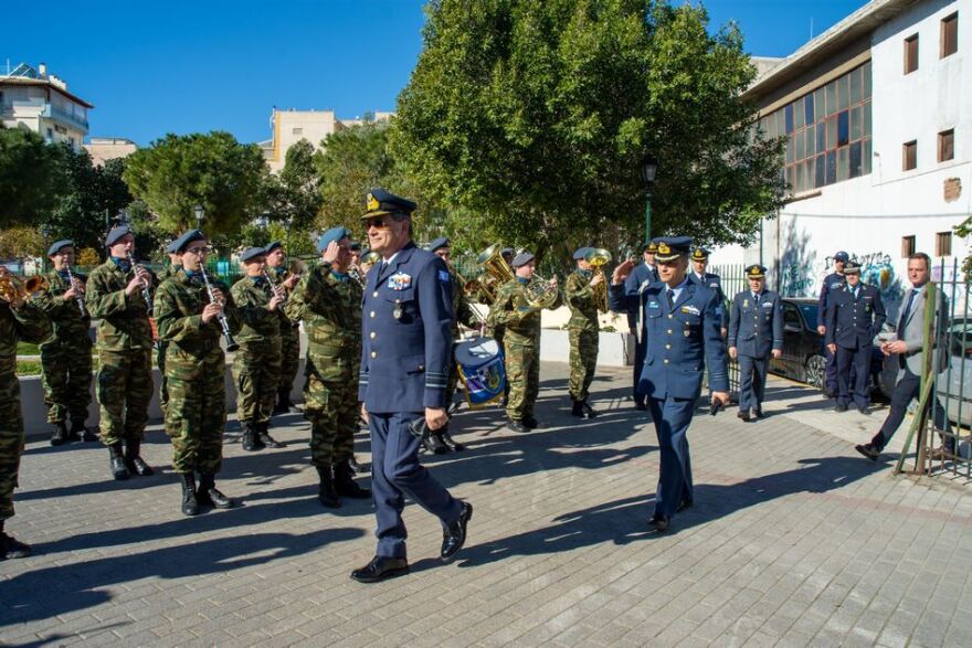 ΓΕΑ: Επιμνημόσυνη δέηση για το δυστύχημα του C-130 της Πολεμικής Αεροπορίας στο όρος Όθρυς το 1991 - Δείτε φωτογραφίες
