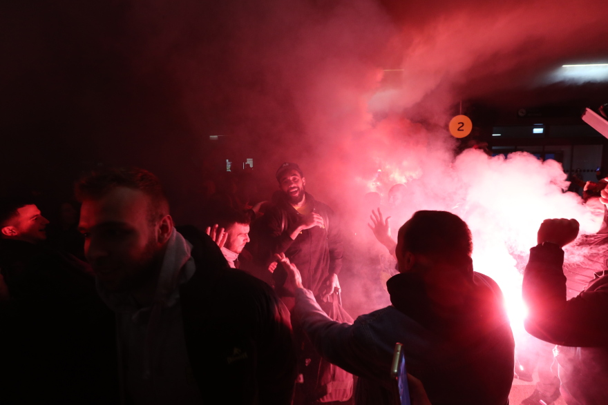 Άρης: Υποδοχή ηρώων στους θριαμβευτές του ΟΑΚΑ  - Δείτε βίντεο και φωτογραφίες