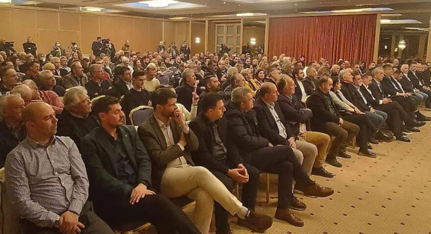 Συνάντηση Δούκα με Χαρίτση και Ηλιόπουλο το μεσημέρι στο δημαρχείο