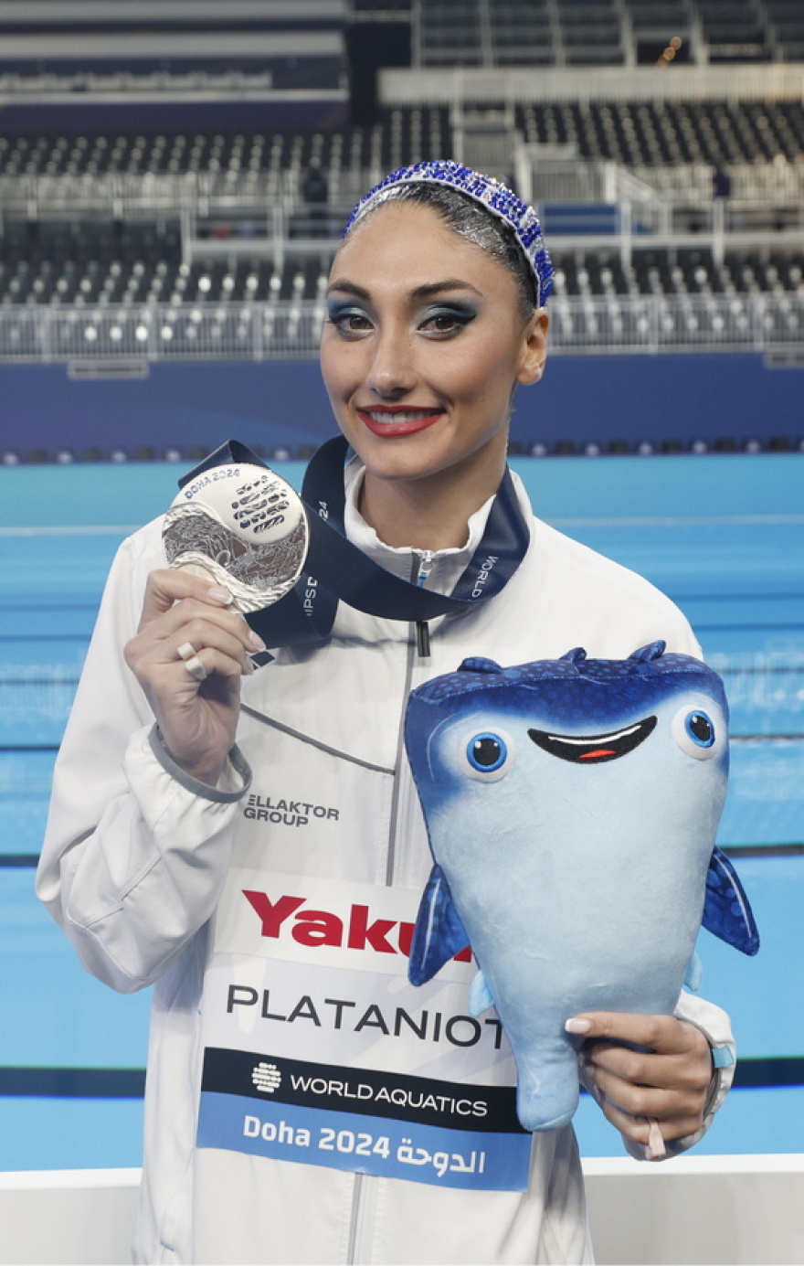 Πλατανιώτη: Ξανά στο βάθρο στο Παγκόσμιο πρωτάθλημα καλλιτεχνικής κολύμβησης - Κέρδισε το ασημένιο μετάλλιο - Βίντεο 