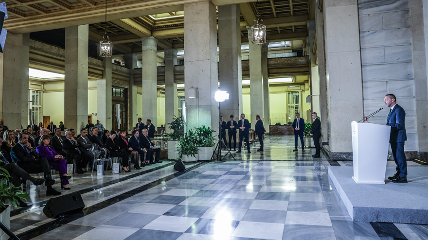 Πού φυλάσσεται τώρα ο χρυσός της Ελλάδας - Ξενάγηση στο νέο θησαυροφυλάκιο της ΤτΕ