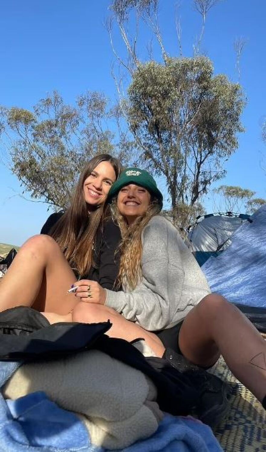 Ηχητικό ντοκουμέντο: Μητέρα παρηγορεί την κόρη της πριν η τελευταία πέσει στα χέρια της Χαμάς