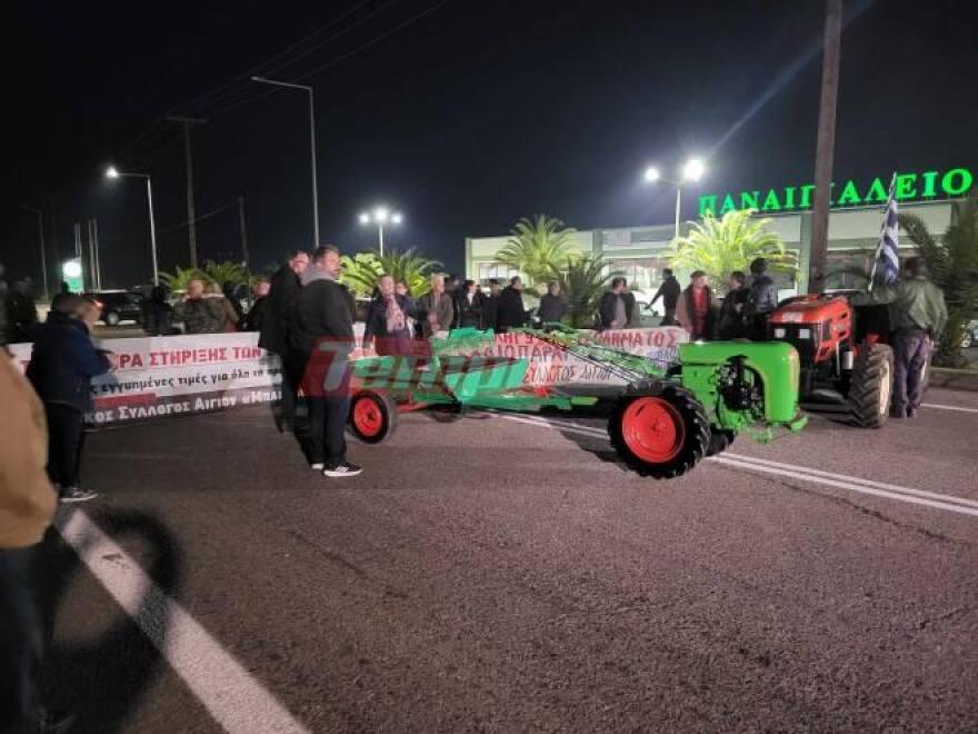 Αγρότες: Νέα μπλόκα σε Πλατύκαμπο, Στεφανοβίκειο και Καρδίτσα - Έκλεισαν δρόμους και άναψαν φωτιές